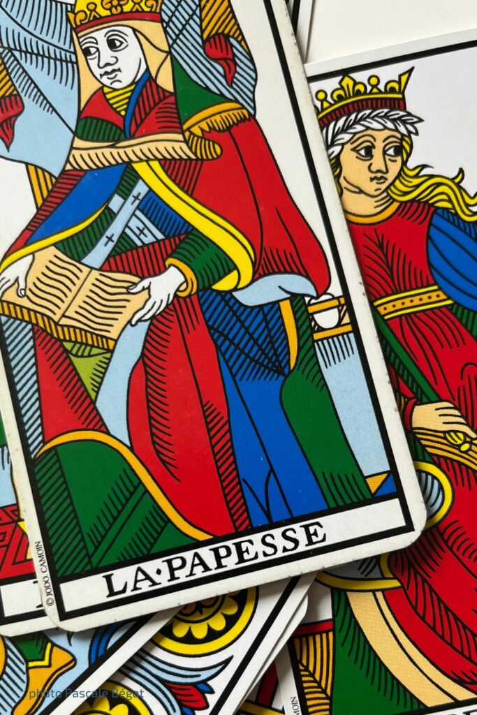 oeuf de la papesse - tarot